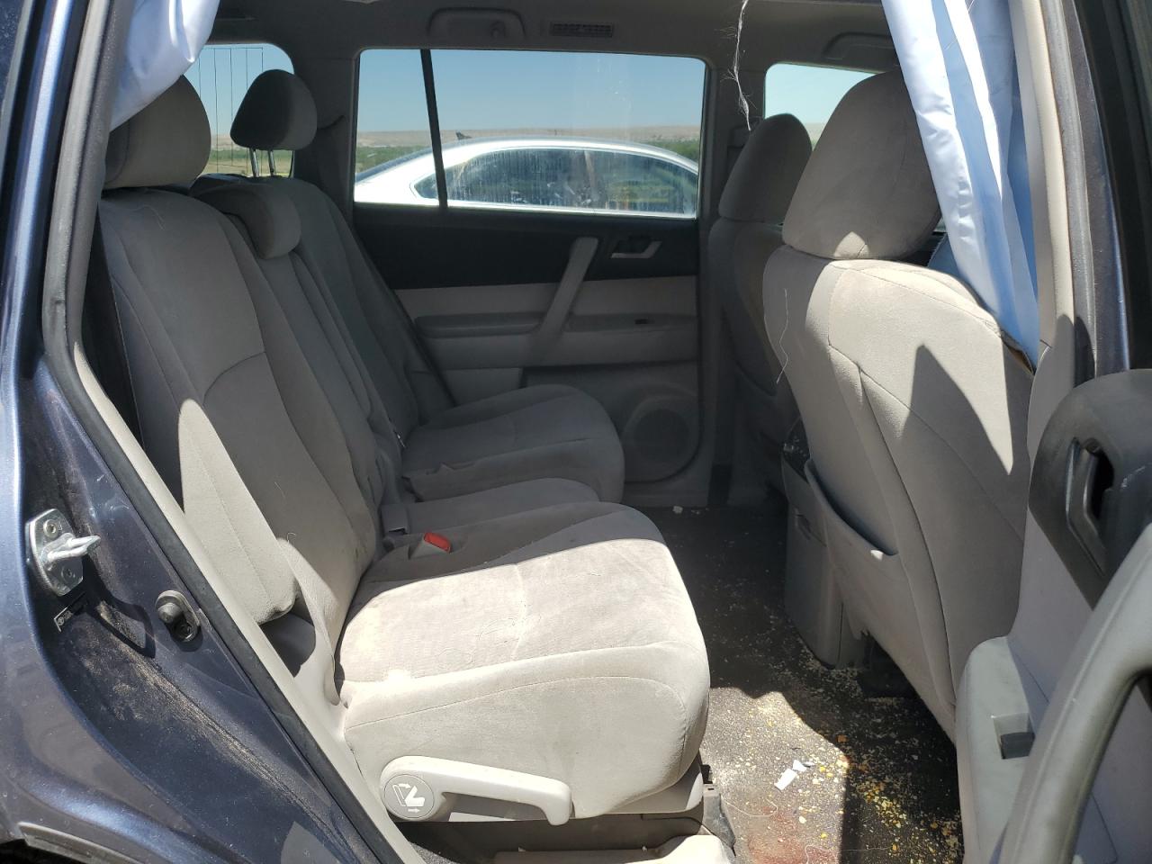 5TDZK3EH4BS043127 2011 Toyota Highlander Base