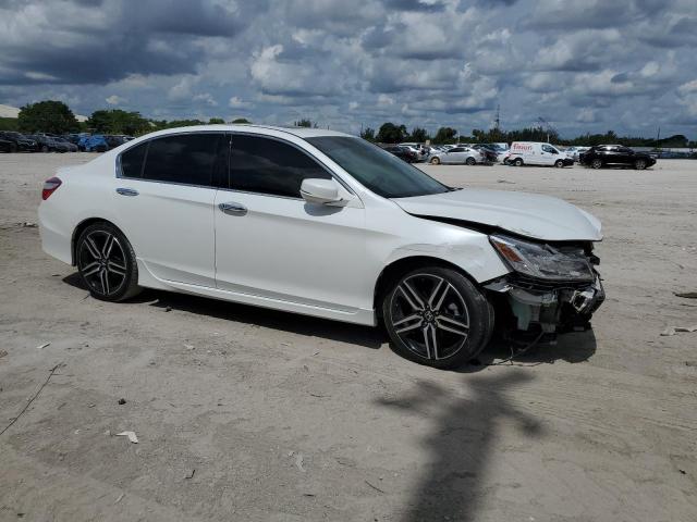 VIN 1HGCR3F92HA000499 2017 Honda Accord, Touring no.4