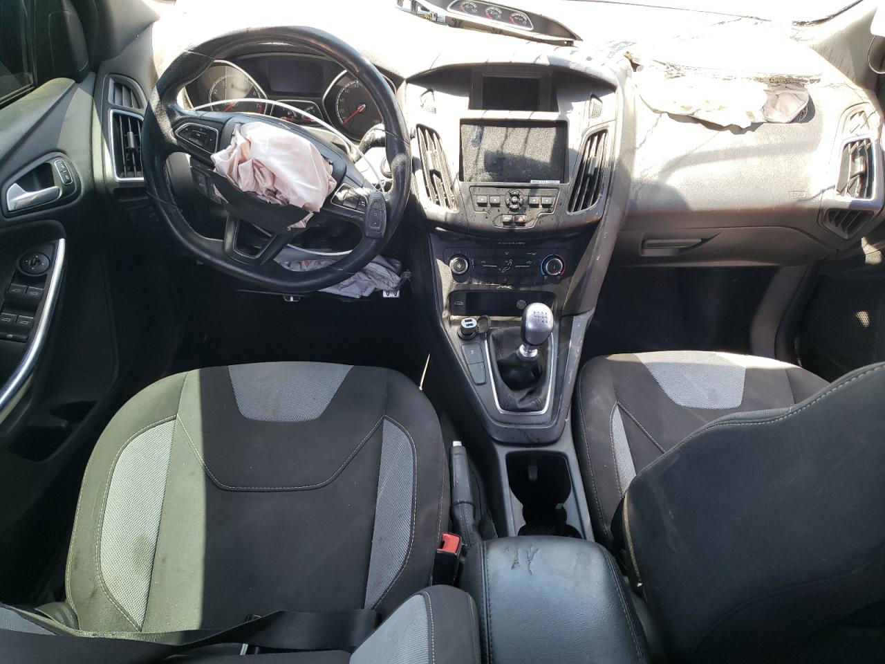 1FADP3L99JL289958 2018 Ford Focus St