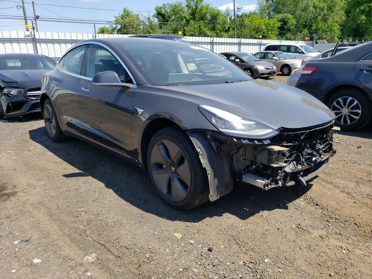 5YJ3E1EA8JF005049 2018 Tesla Model 3