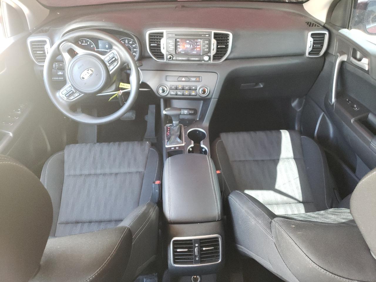 KNDPM3AC8K7628153 2019 Kia Sportage Lx