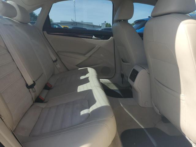 2013 Volkswagen Passat Sel VIN: 1VWCN7A34DC017983 Lot: 58688024