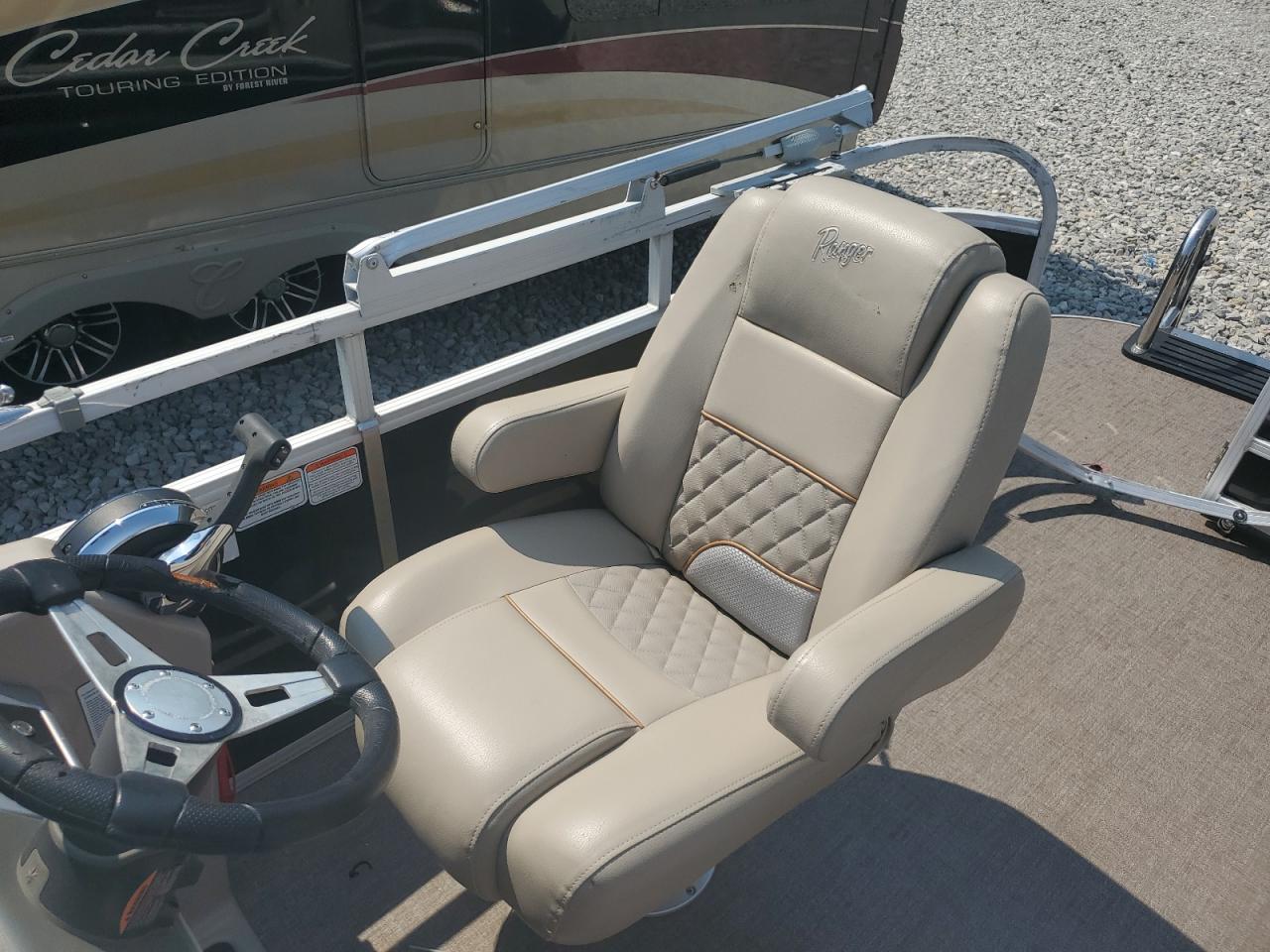 RGR11220J920 2020 Ranger Pontoon