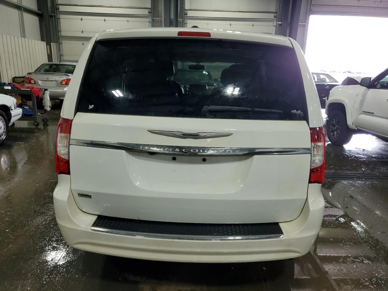 2C4RC1BG2FR565332 2015 Chrysler Town & Country Touring