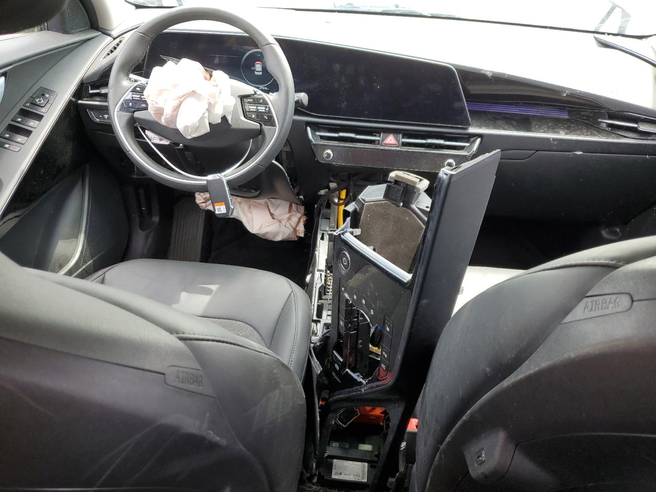 KNDCR3L15P5073872 2023 Kia Niro Wind