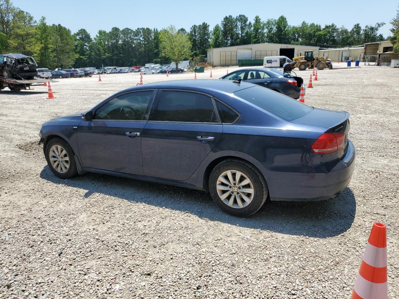 2014 Volkswagen Passat S vin: 1VWAP7A32EC021601