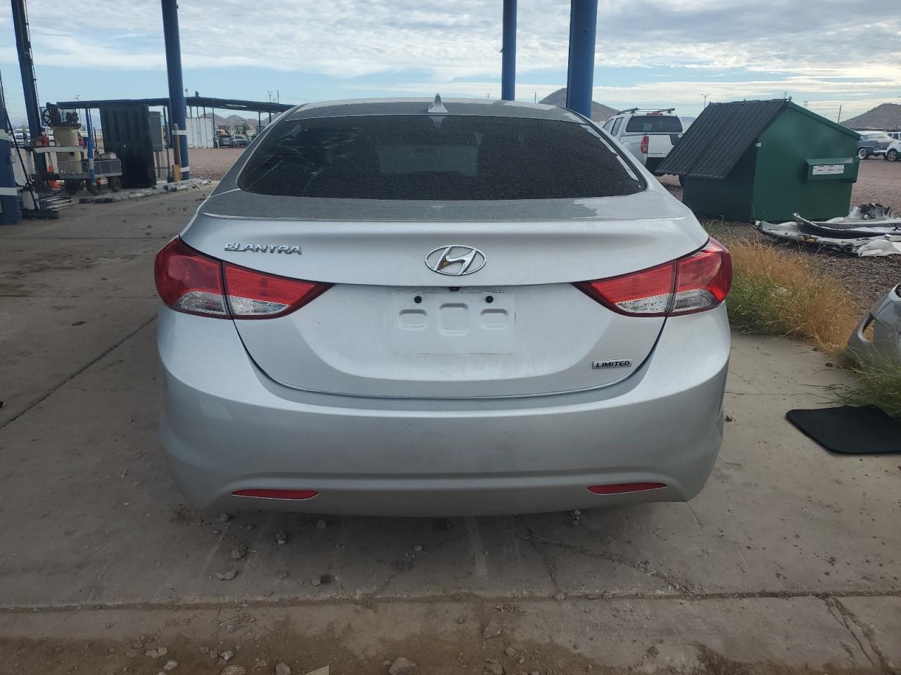 KMHDH4AE6DU820752 2013 Hyundai Elantra Gls