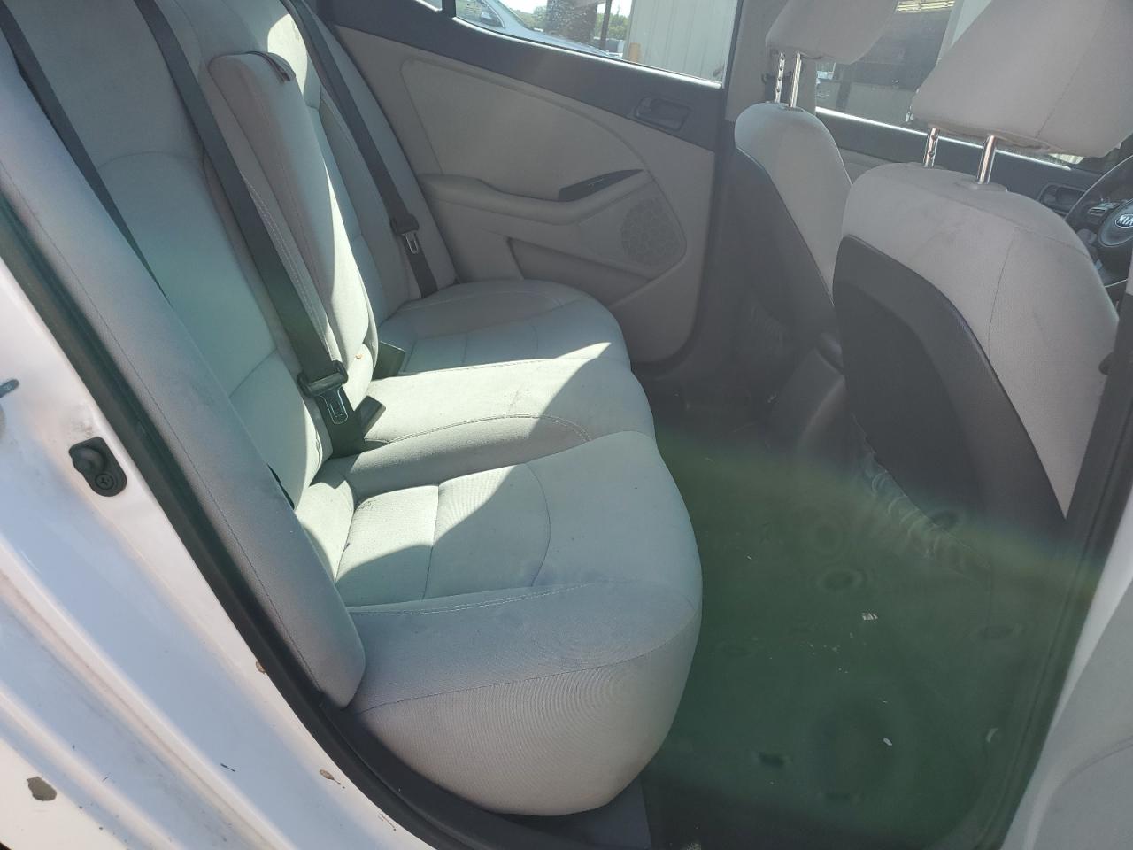 5XXGM4A71EG320410 2014 Kia Optima Lx