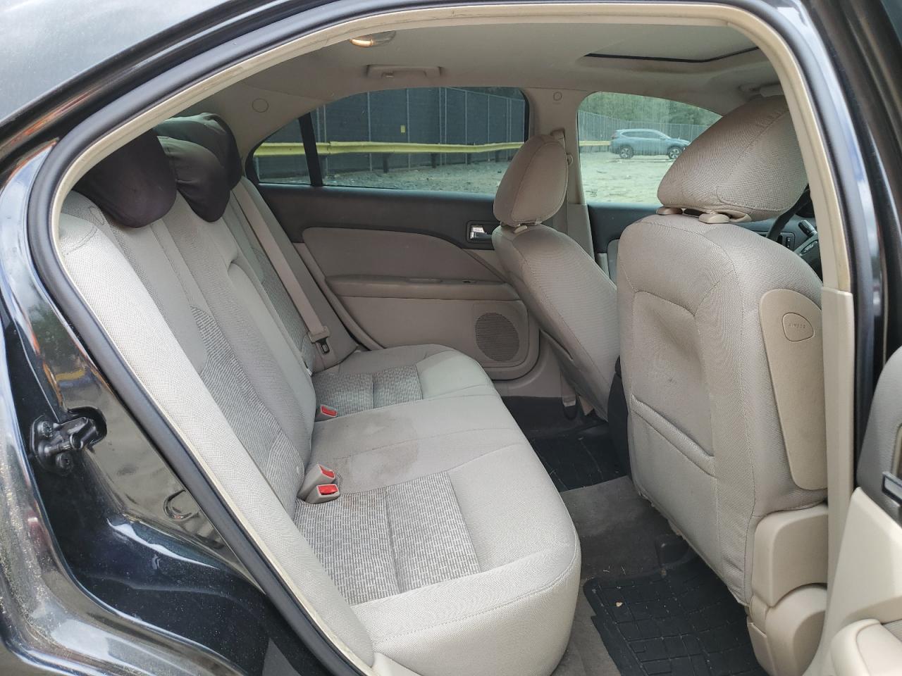 3FAHP0HA0AR202355 2010 Ford Fusion Se