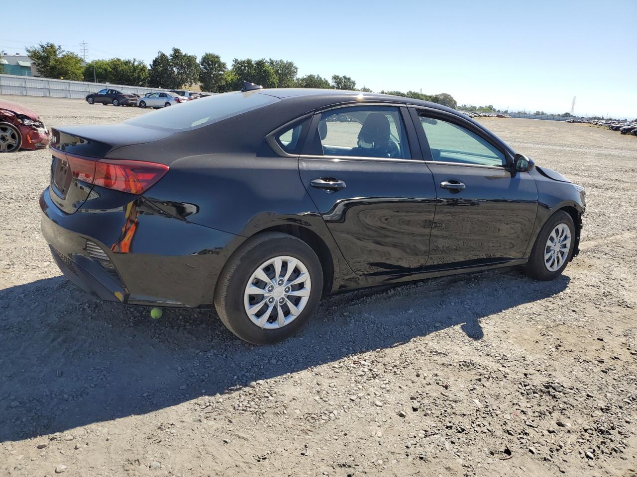 3KPF24AD2PE507917 2023 Kia Forte Lx