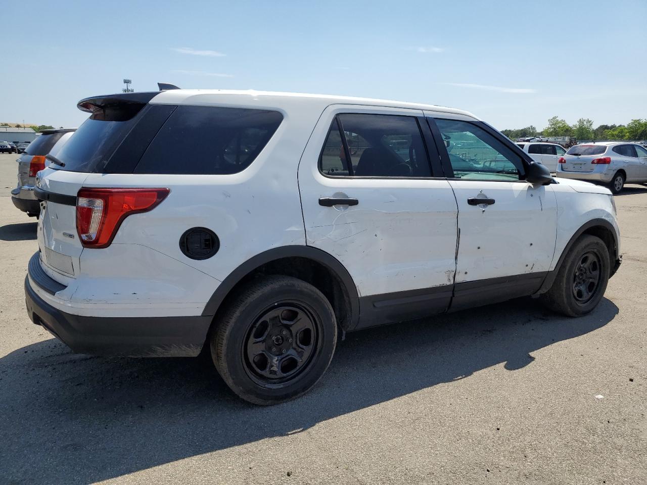 2018 Ford Explorer Police Interceptor vin: 1FM5K8AR1JGB46696