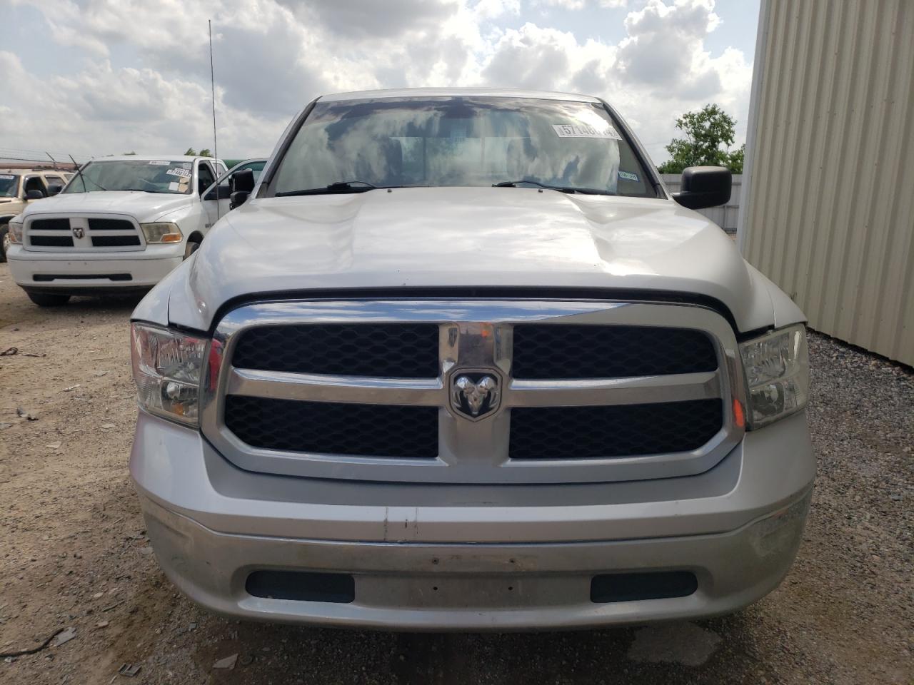 1C6RR6GG6FS714299 2015 Ram 1500 Slt