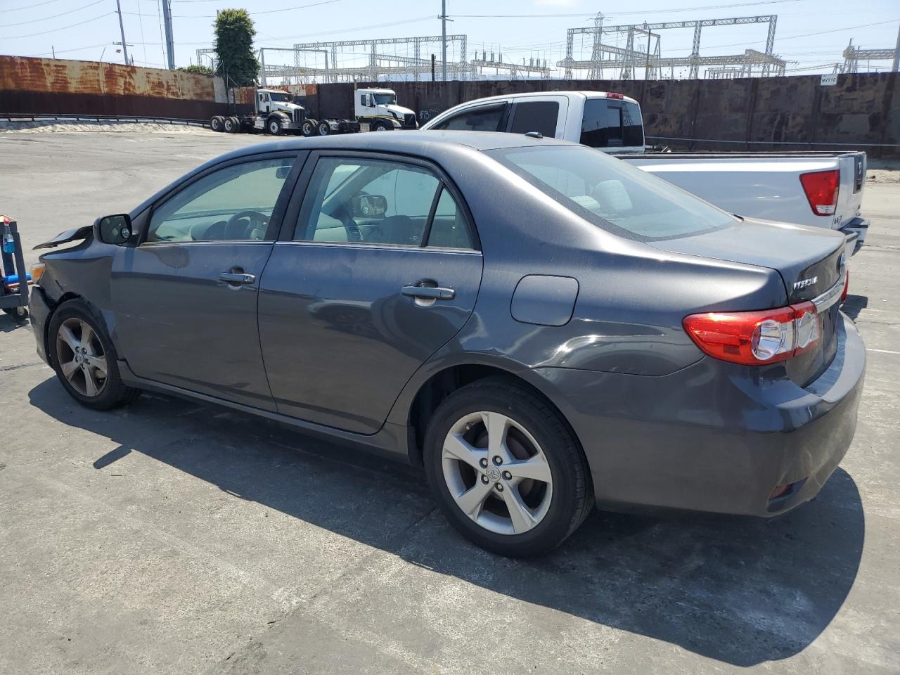 5YFBU4EE0DP106128 2013 Toyota Corolla Base