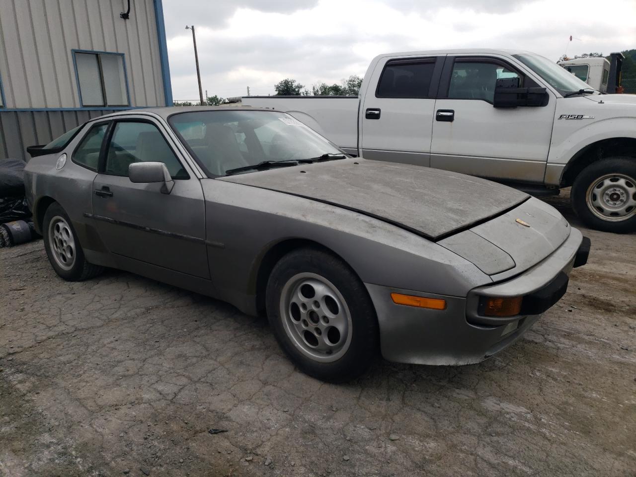 WP0AB094XHN475836 1987 Porsche 944