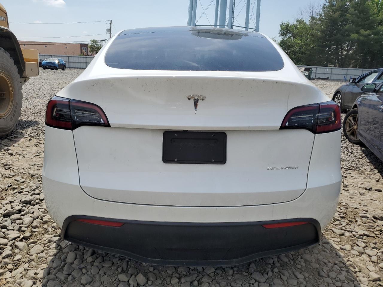 7SAYGDEE2PF700742 2023 Tesla Model Y