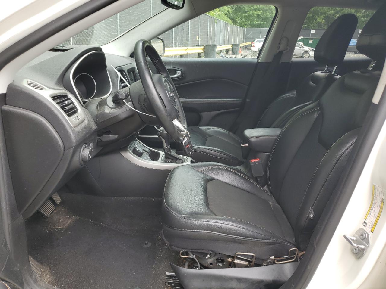 3C4NJDBBXJT455712 2018 Jeep Compass Latitude