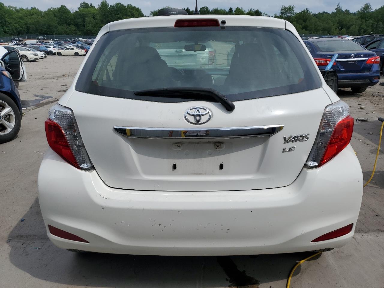 JTDKTUD38CD538941 2012 Toyota Yaris