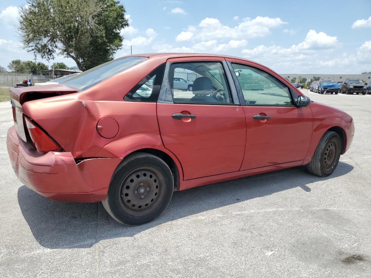 1FAHP34N85W256189 2005 Ford Focus Zx4