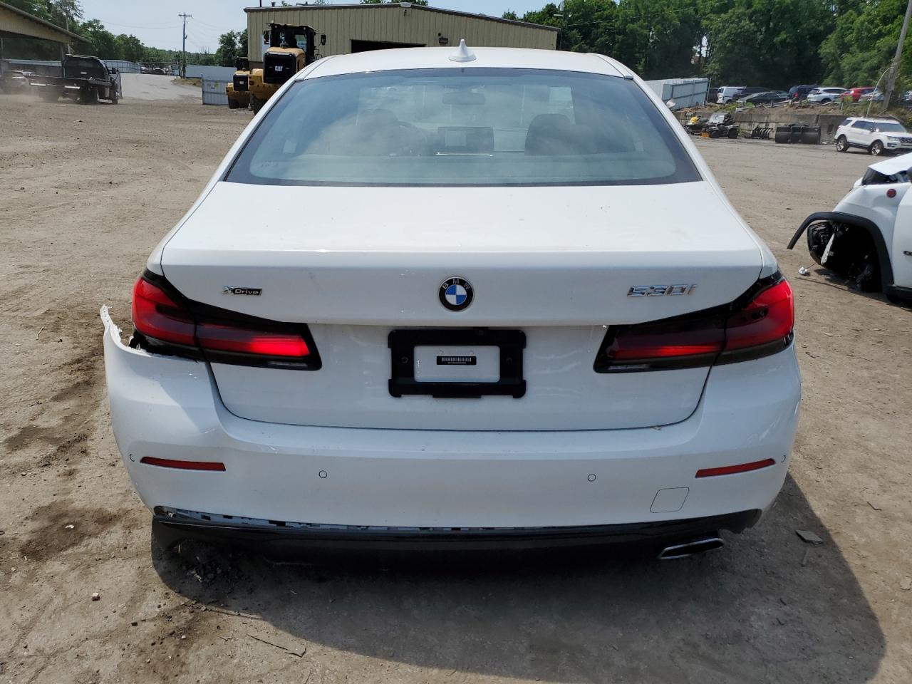 WBA13BJ09MWX01626 2021 BMW 530 Xi