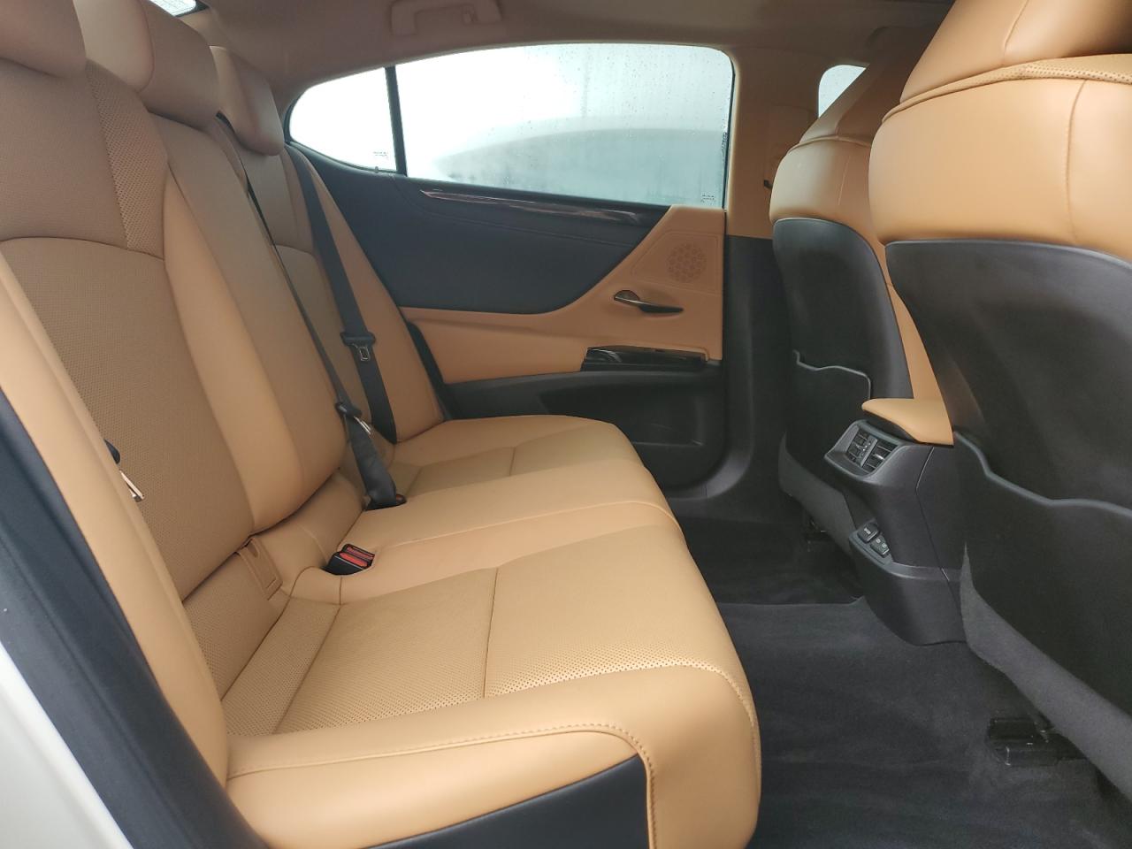 58ACZ1B11NU138231 2022 Lexus Es 350 Base