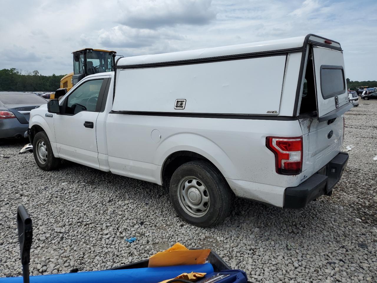 1FTMF1CB5JKD47235 2018 Ford F150 1FTMF1CB5JKD47235 2018 Ford F150