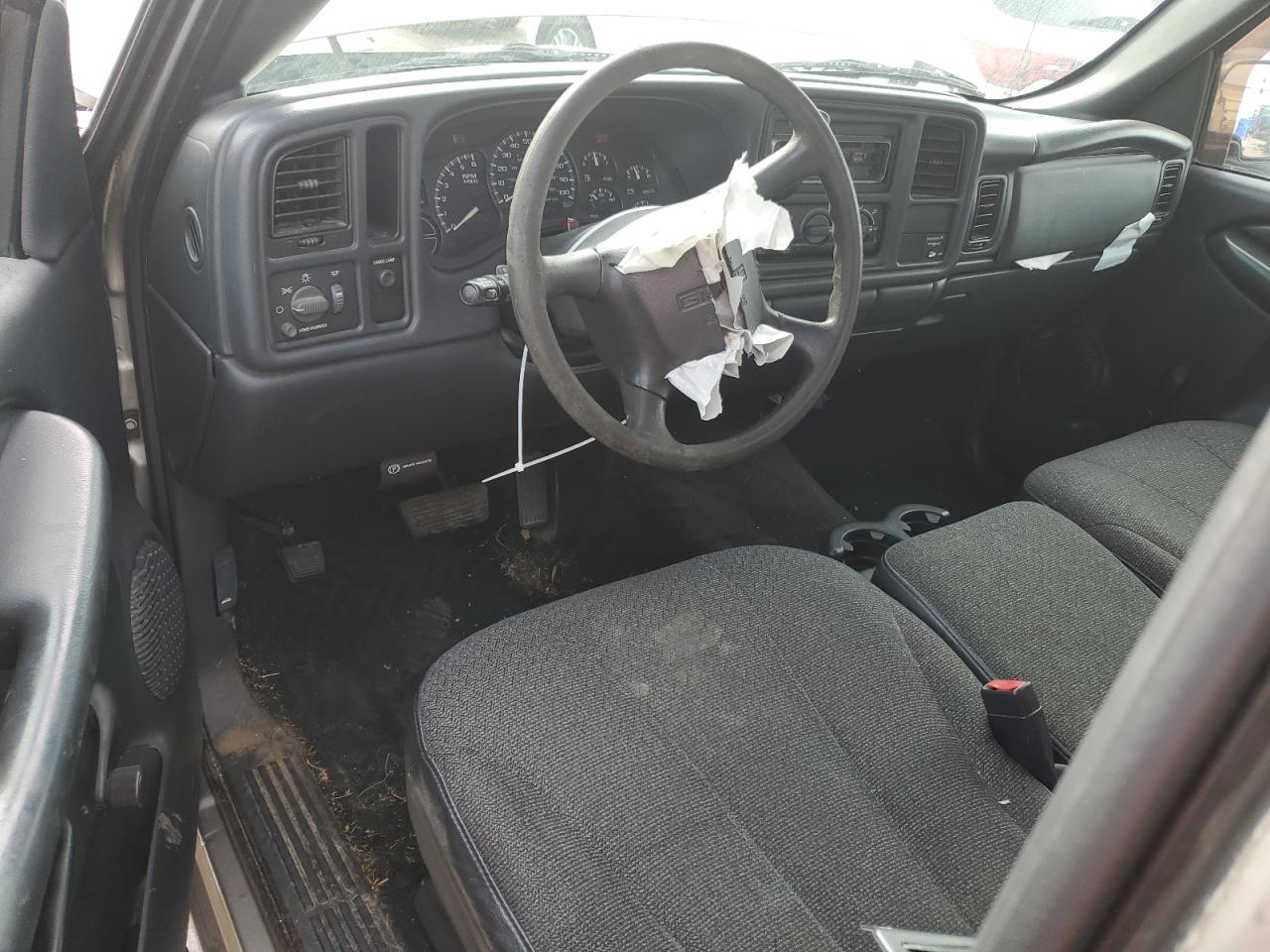 1GTEC14T22E144923 2002 GMC New Sierra C1500