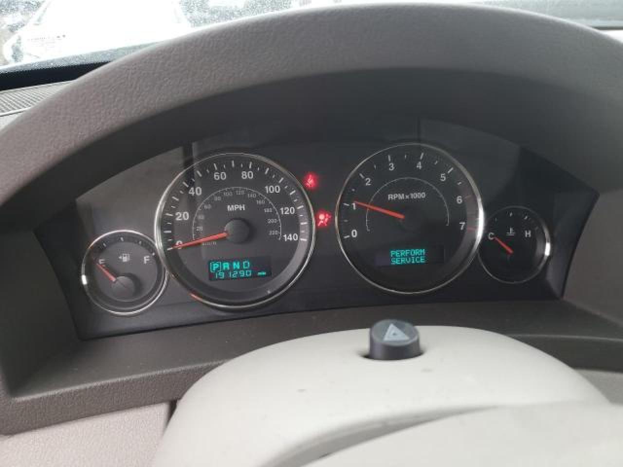 1J4HR58N15C623679 2005 Jeep Grand Cherokee Limited