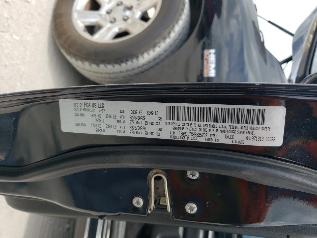 1C6RR6LTXHS825797 2017 Ram 1500 Slt