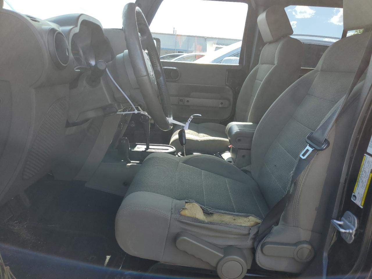 1J8GA59197L156608 2007 Jeep Wrangler Sahara