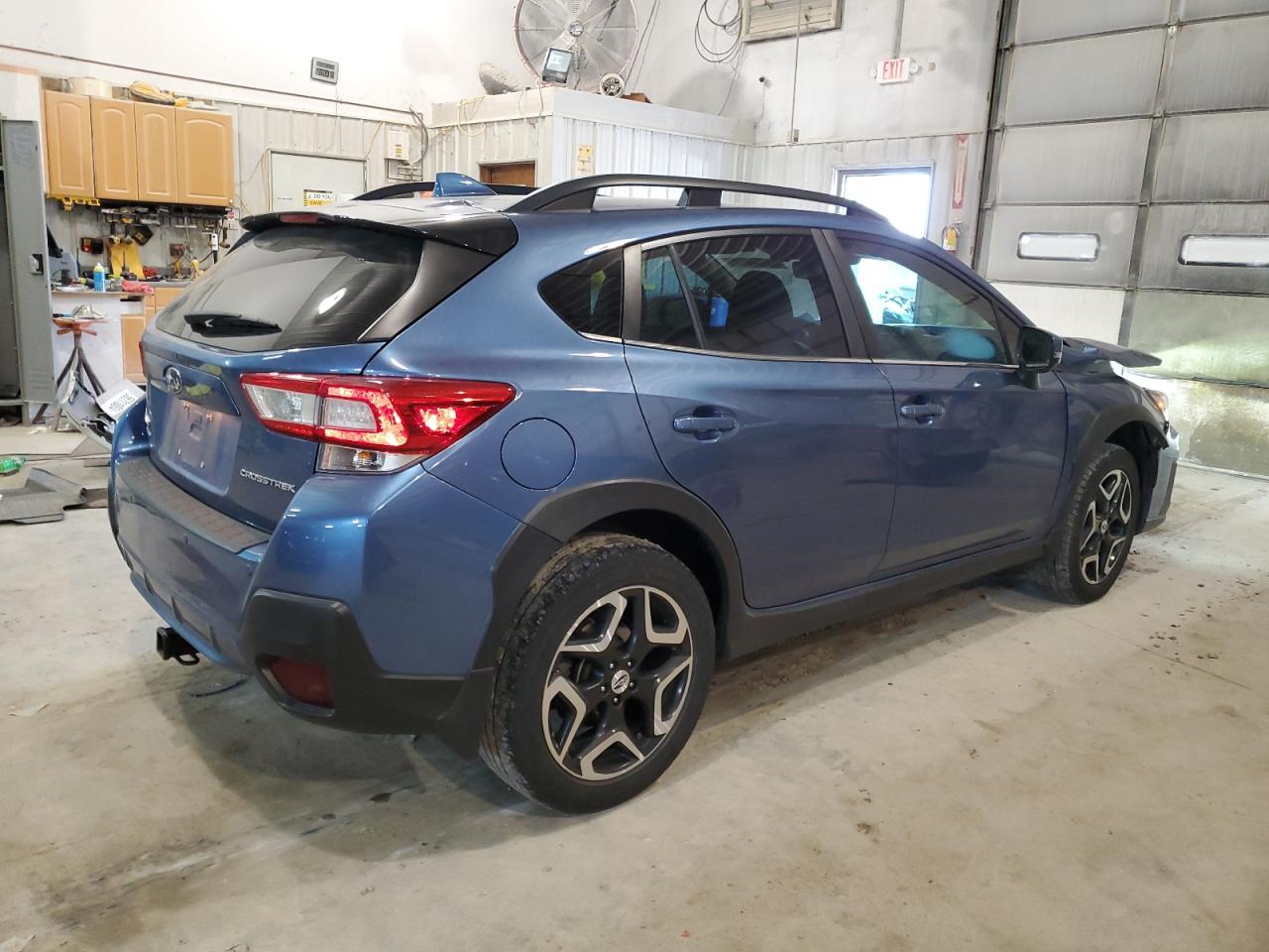 2018 Subaru Crosstrek Limited vin: JF2GTAMC3J8332616