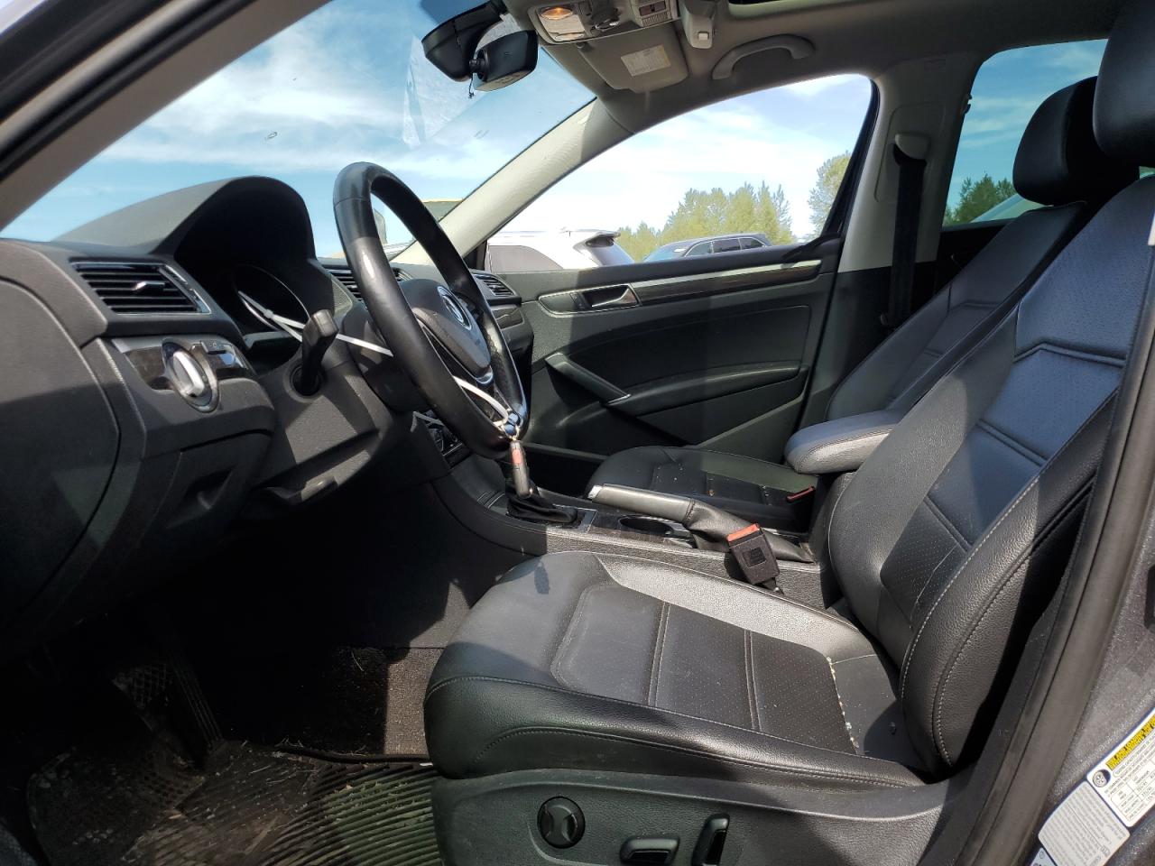 1VWGT7A37HC070089 2017 Volkswagen Passat Se