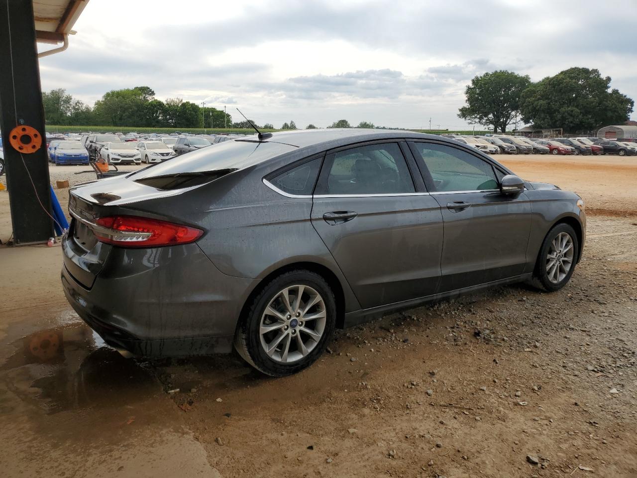 3FA6P0H77HR372587 2017 Ford Fusion Se