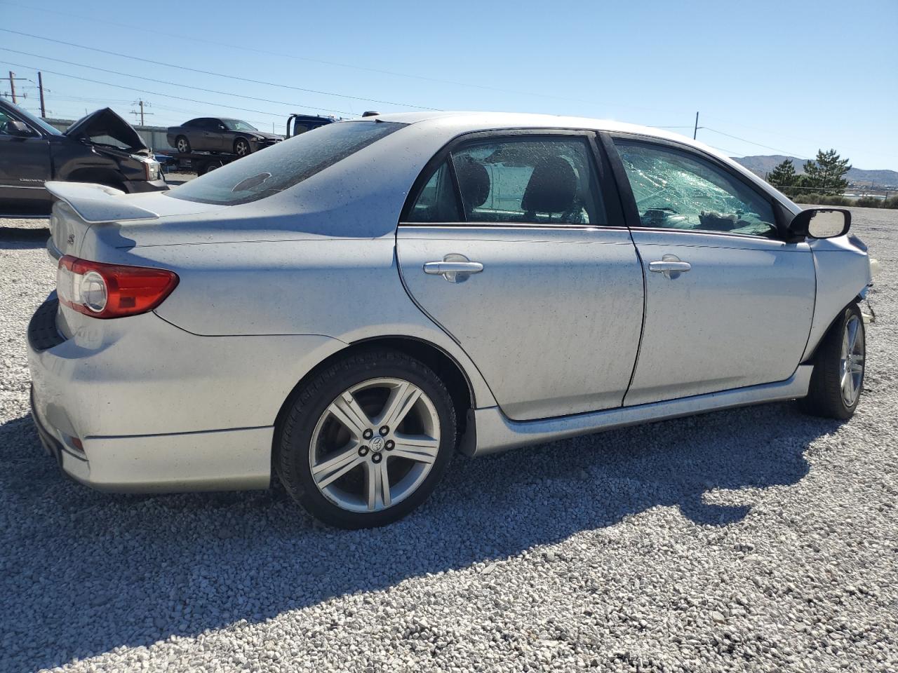 2013 Toyota Corolla Base vin: 5YFBU4EE8DP125493