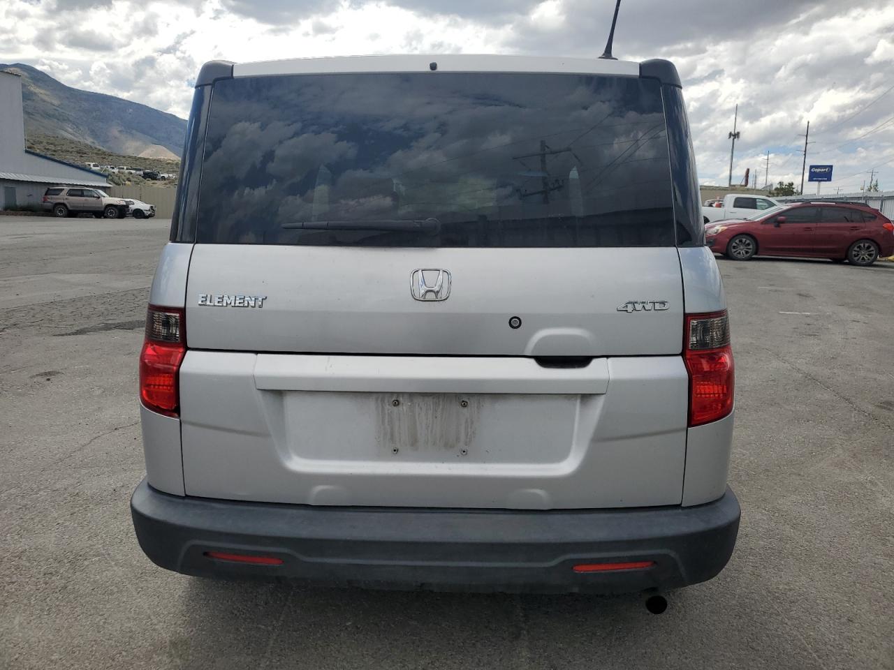 5J6YH2H71BL003865 2011 Honda Element Ex