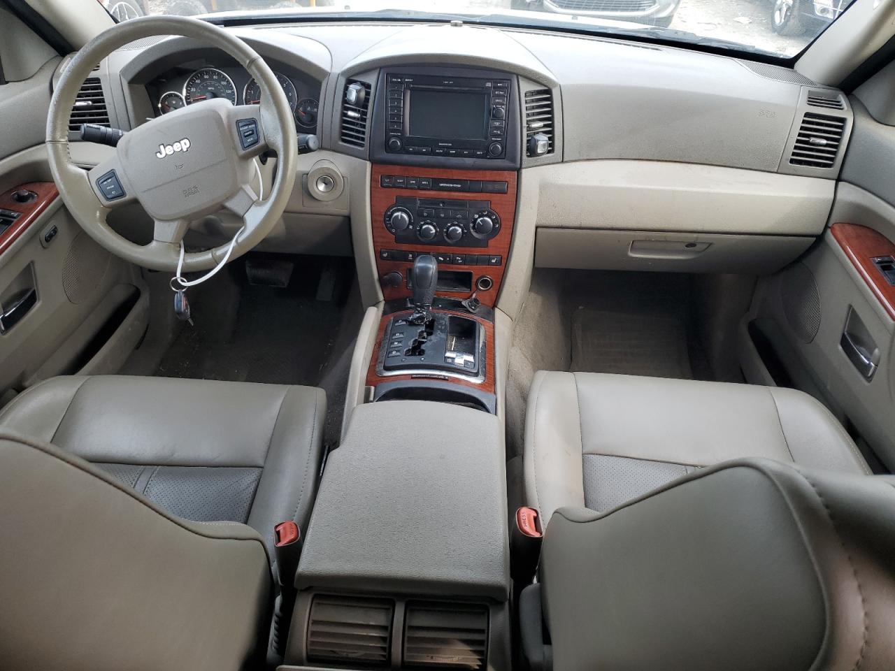 1J8HR58205C588234 2005 Jeep Grand Cherokee Limited