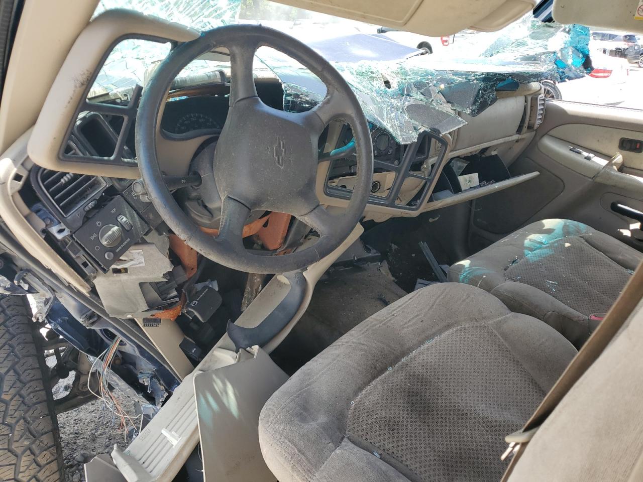 1GNEC13T81R106175 2001 Chevrolet Tahoe C1500