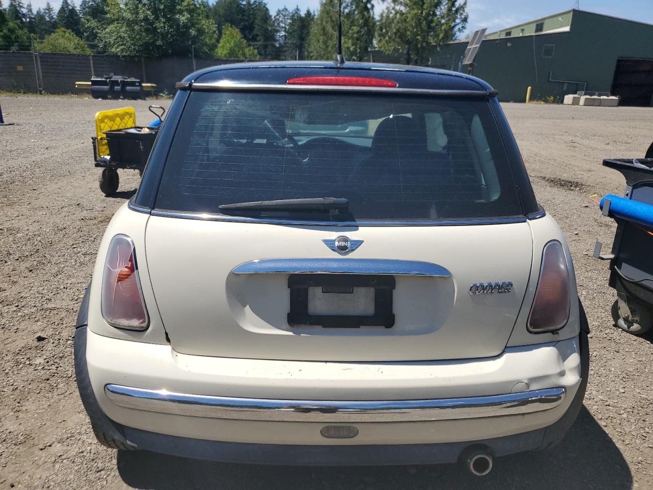 WMWRC334X3TC43140 2003 Mini Cooper