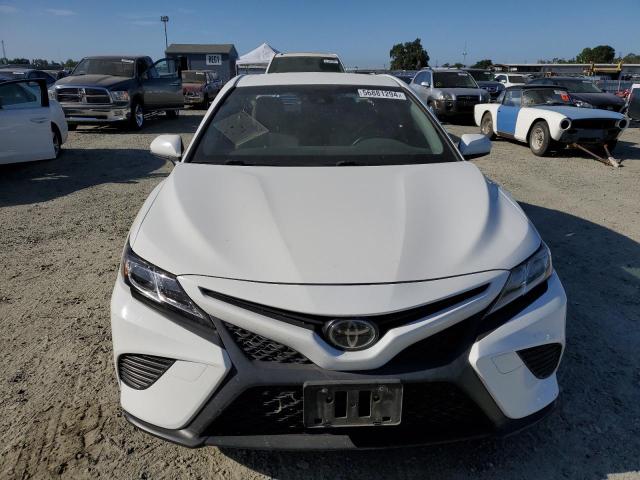 2018 Toyota Camry L VIN: JTNB11HK5J3068193 Lot: 56881294