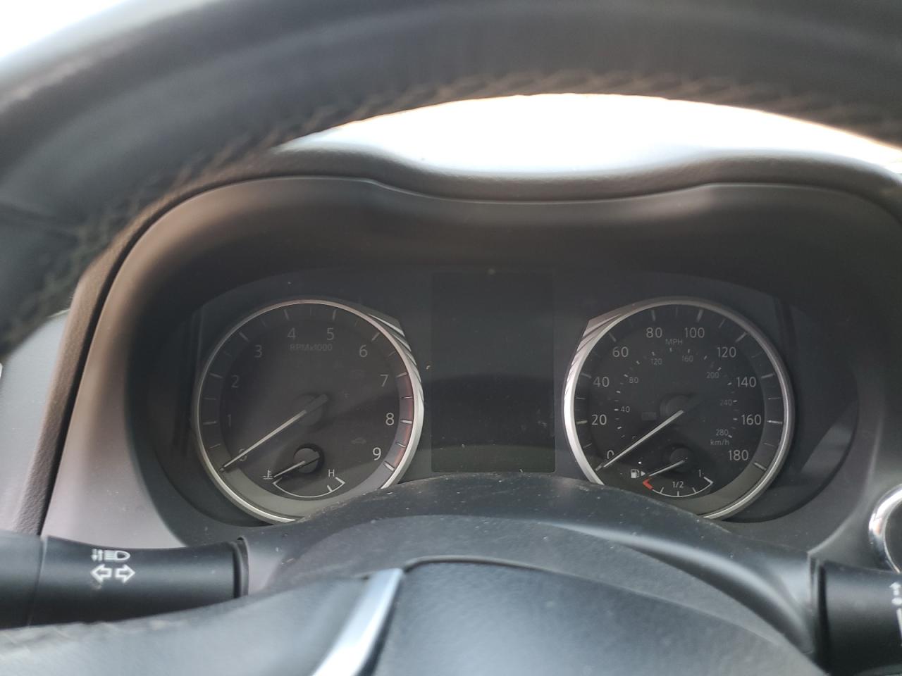 JN1EV7AR8JM437030 2018 Infiniti Q50 Luxe