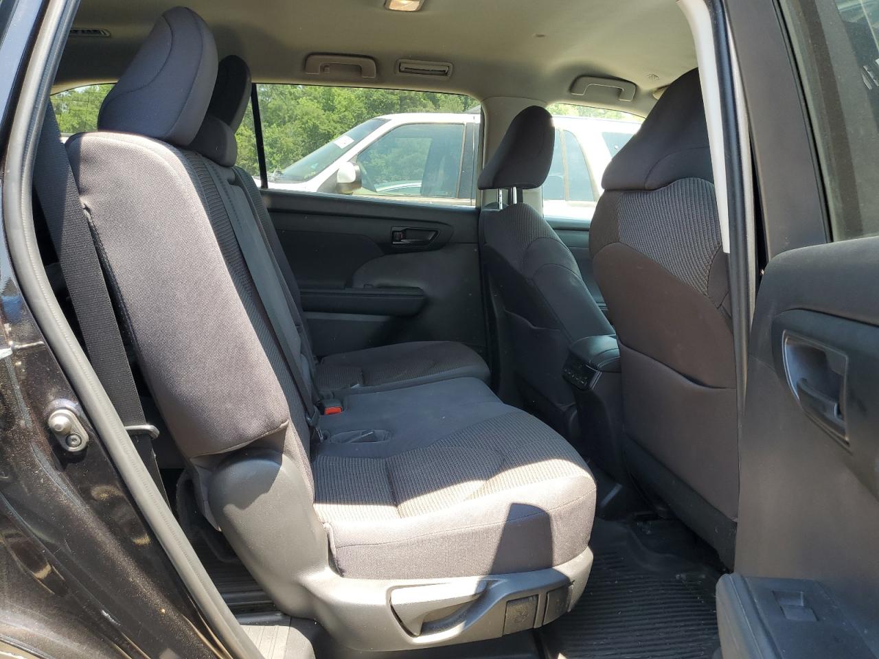 5TDBZRBH2MS130287 2021 Toyota Highlander L