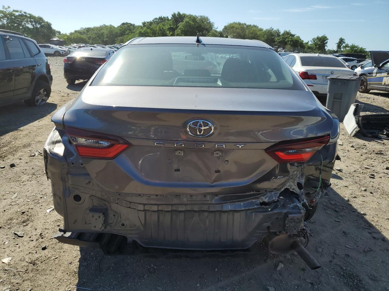 2021 Toyota Camry Le vin: 4T1C11AK2MU471173