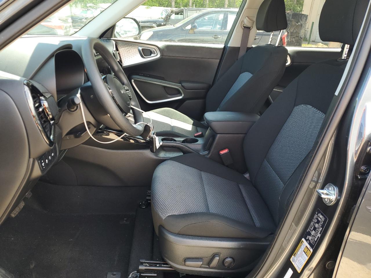 KNDJ23AU2P7877348 2023 Kia Soul Lx