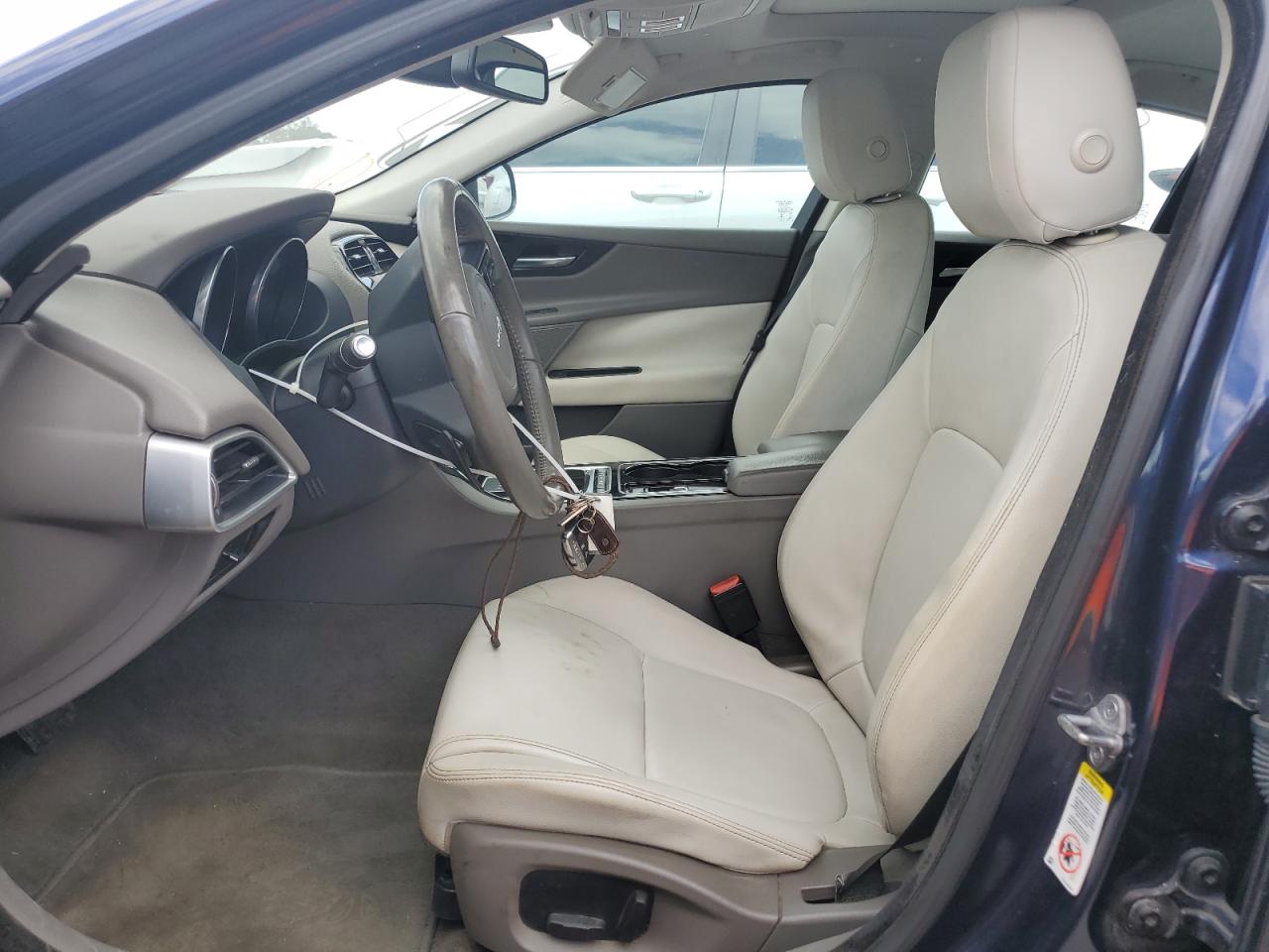 SAJAR4BG7HA954831 2017 Jaguar Xe