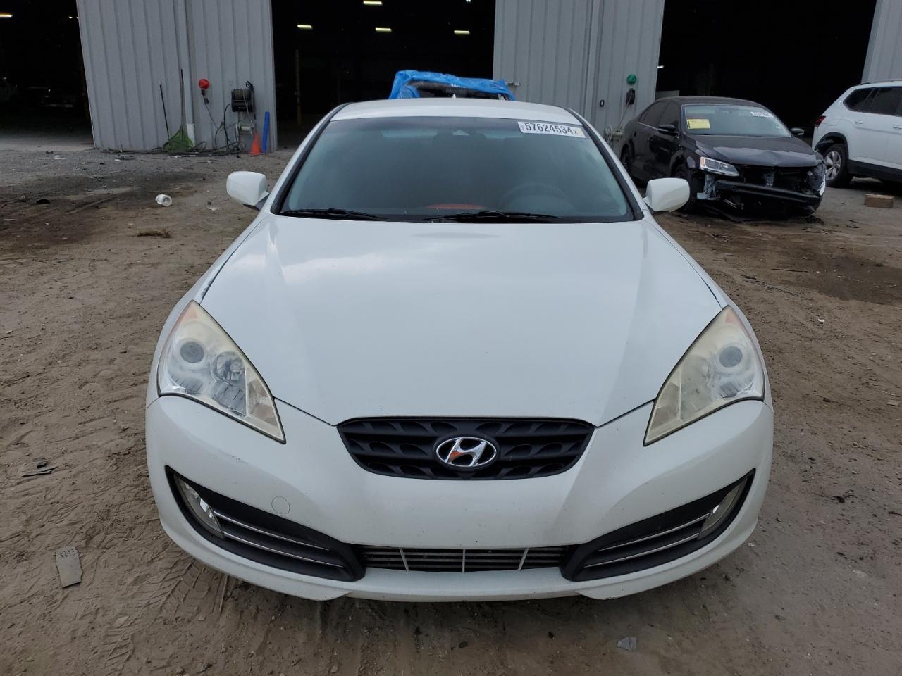 KMHHT6KD1BU052743 2011 Hyundai Genesis Coupe 2.0T