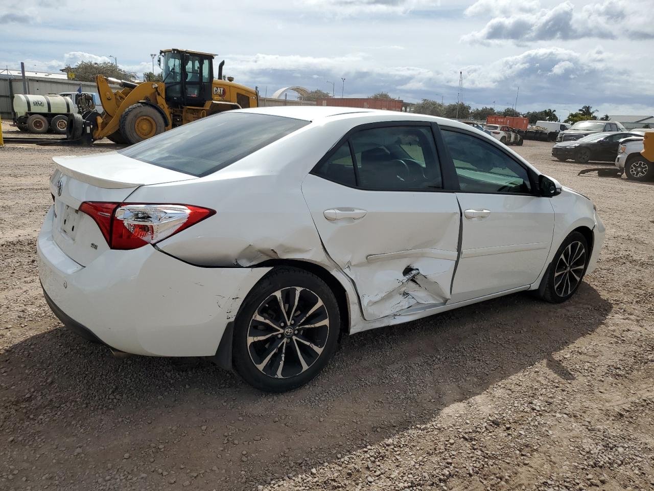 2017 Toyota Corolla L vin: 5YFBURHE8HP598888