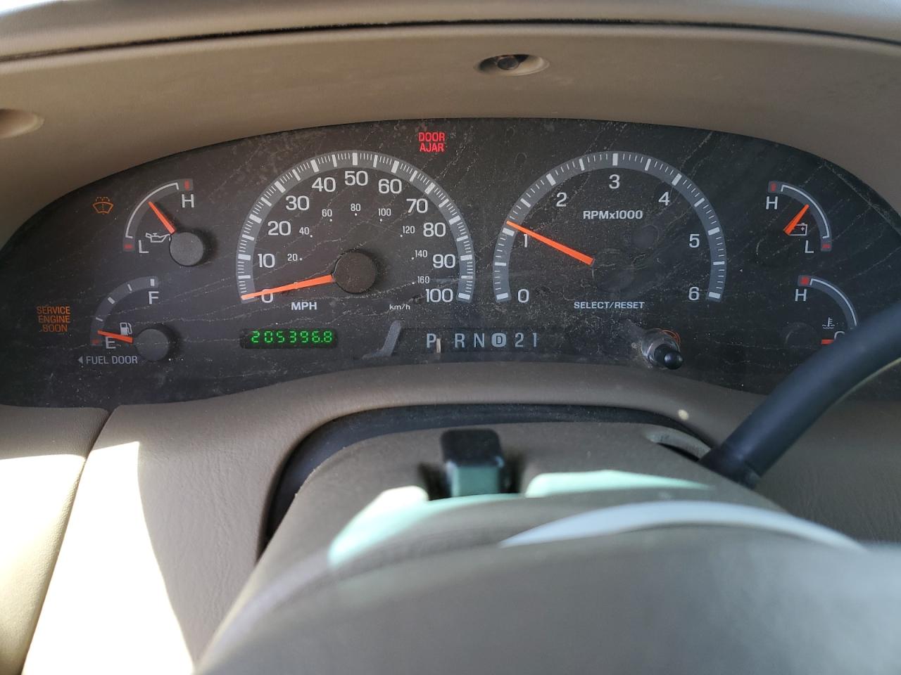 1FMRU17LXYLB60362 2000 Ford Expedition Eddie Bauer