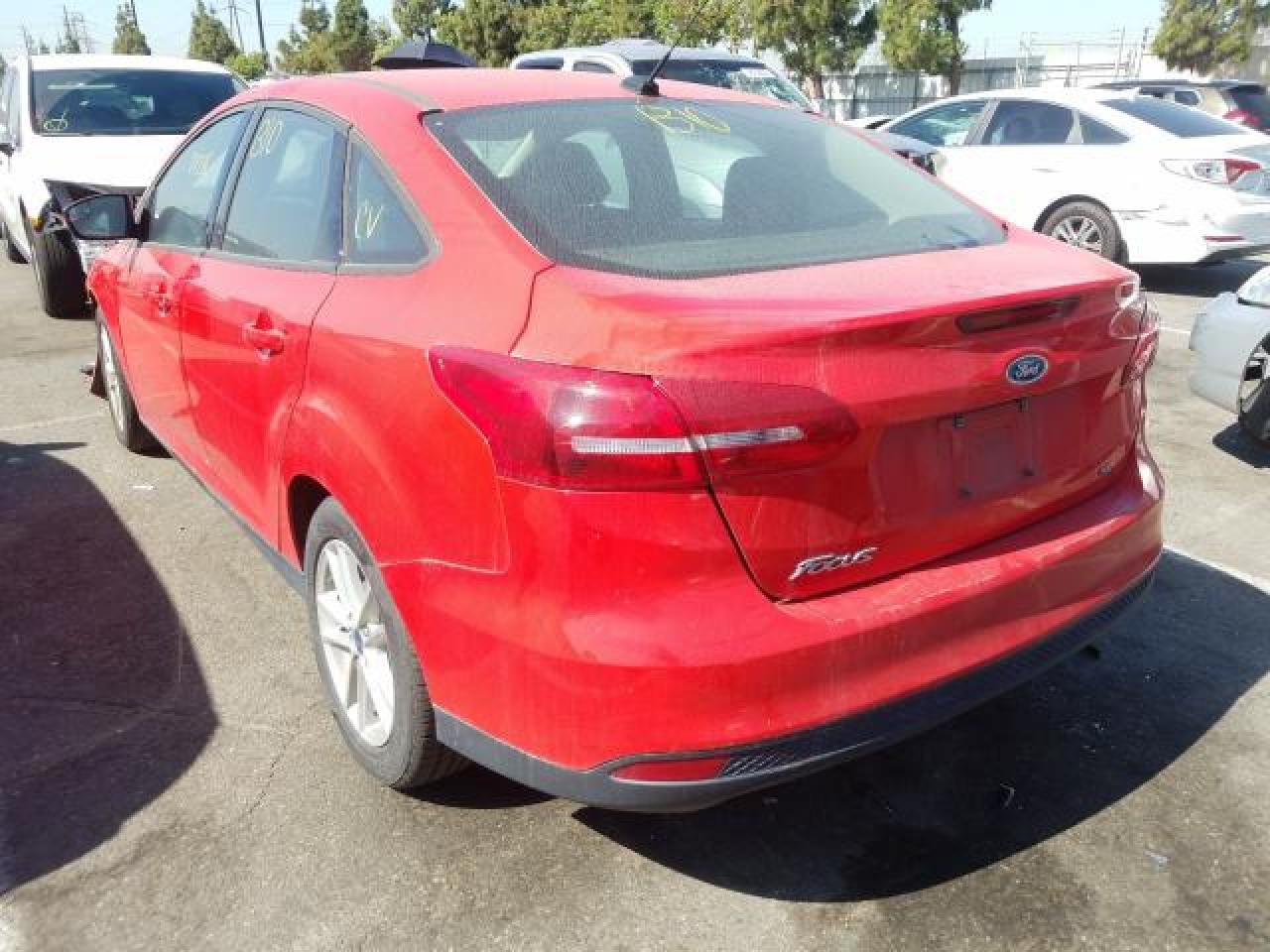 2017 Ford Focus Se vin: 1FADP3F23HL271500