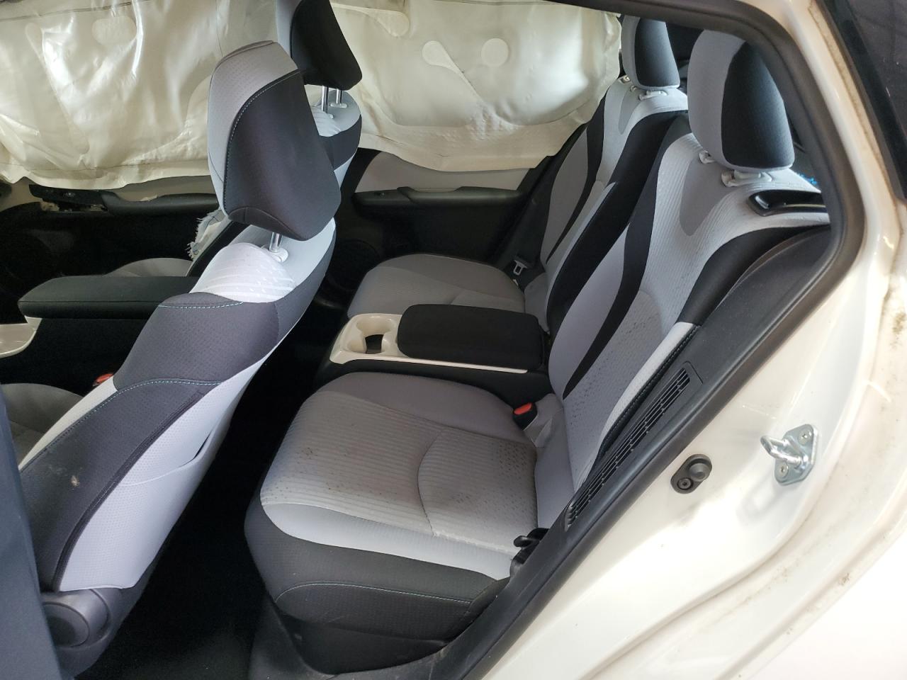 JTDKARFP2J3098138 2018 Toyota Prius Prime