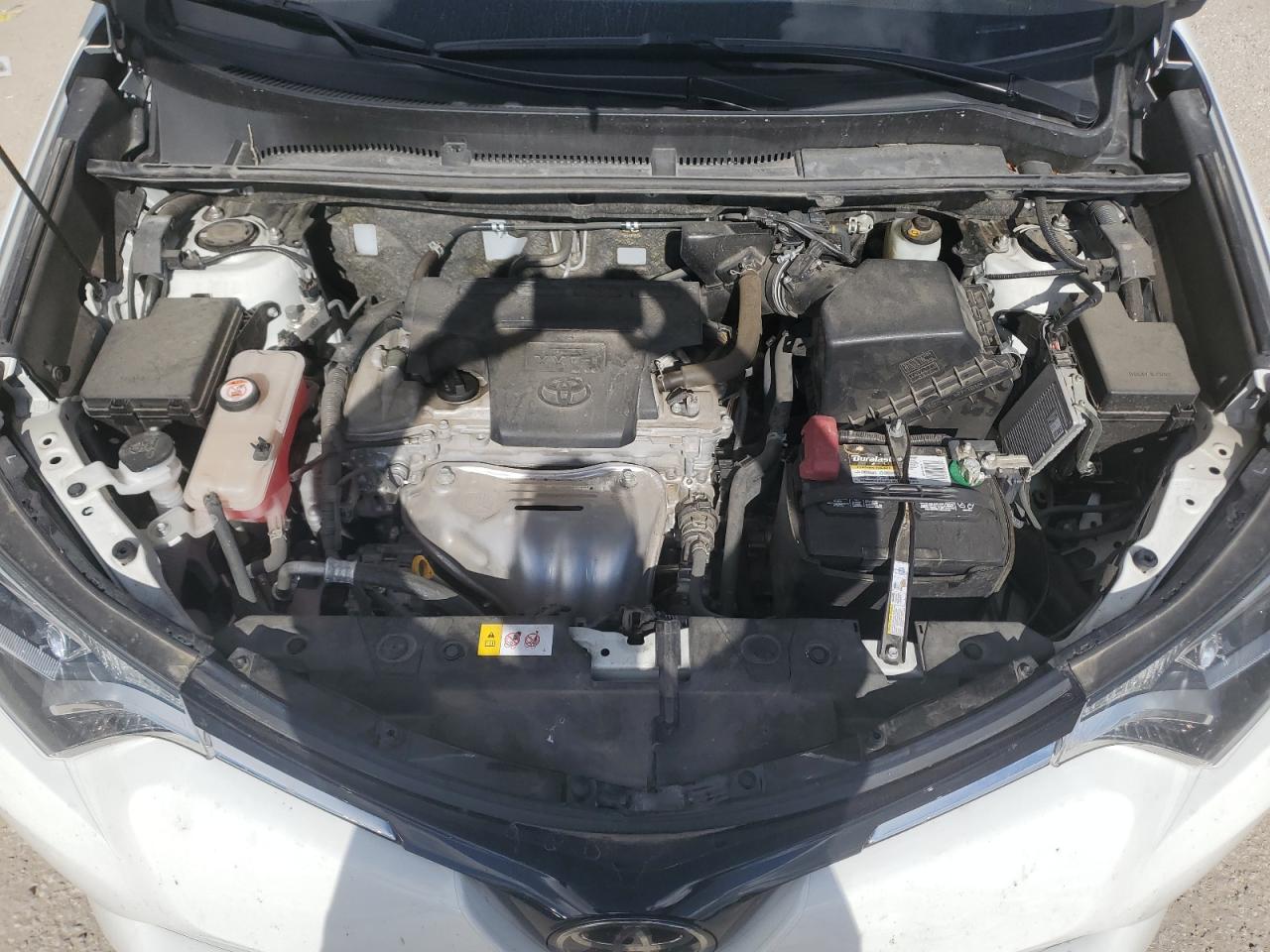 JTMWFREV6HJ120442 2017 Toyota Rav4 Xle