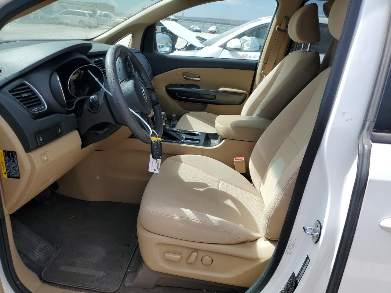 KNDMB5C19K6541514 2019 Kia Sedona Lx